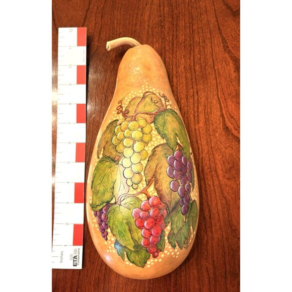 Hand Painted Gourd Half Wall Hanging Carved Grapes Vines Detail 12” - Picture 7 of 7
